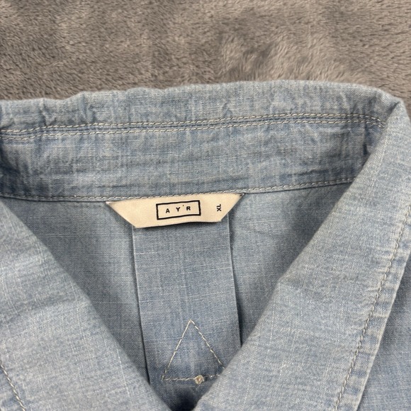 AYR Womens XL Chambray Button Down Relaxed Fit Shirt Double Pocket Minimalist - Picture 2 of 7